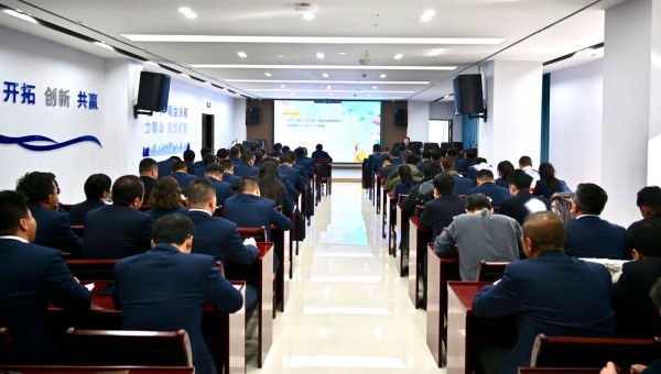 為進一步強化國有企業(yè)思想政治工作<div   id=