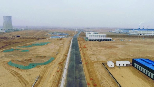 “目前，該項(xiàng)目路槽已開挖5.1公里<div   id=